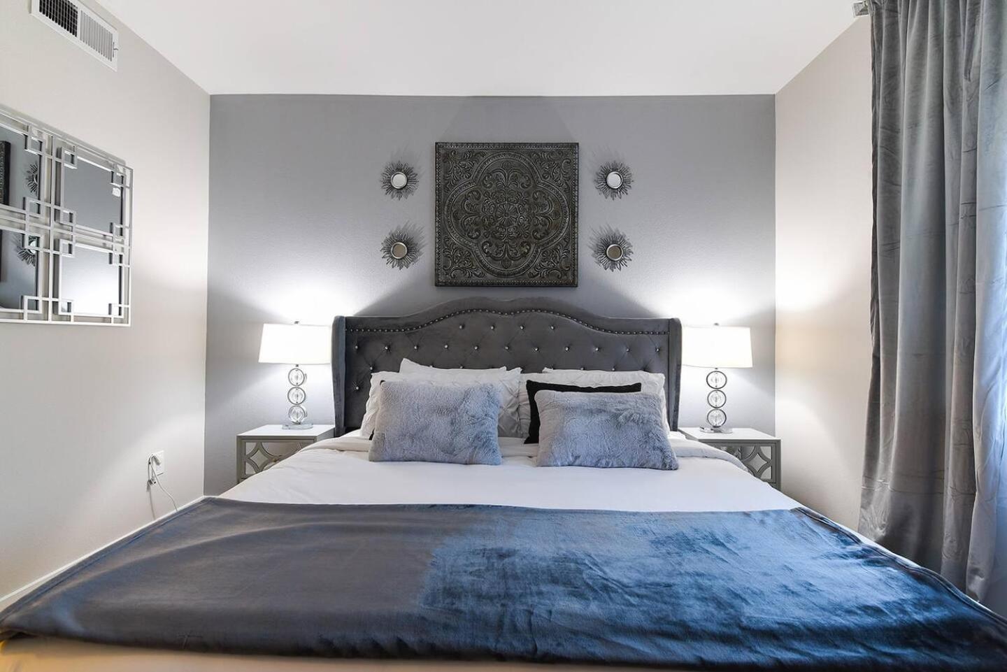 Appartement Hollywood, 21, 24 Hr Gym, Free Parking, Wi-fi *