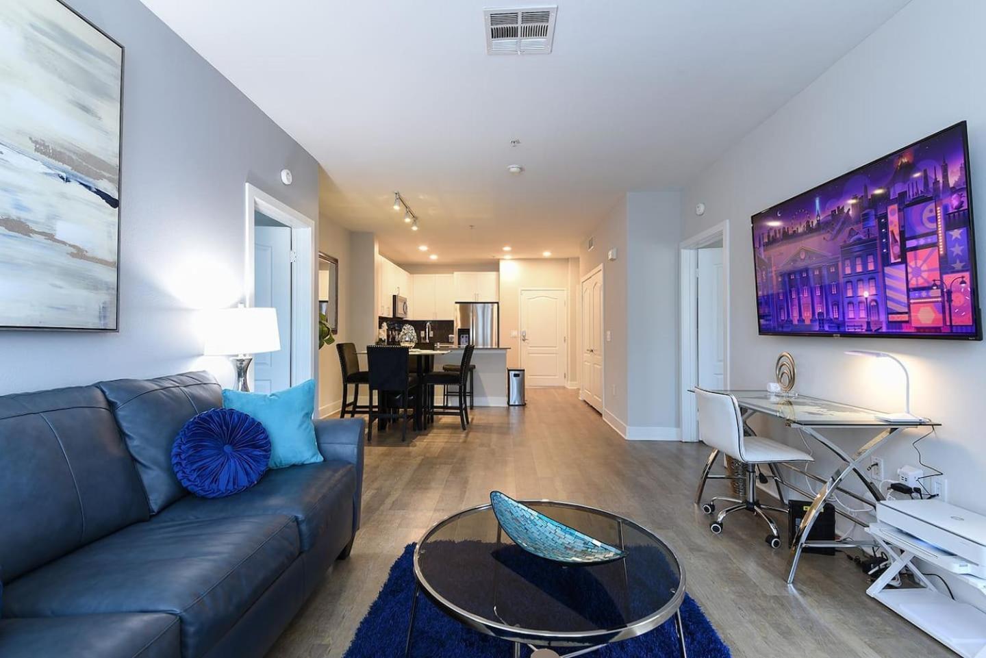 Hollywood, 21, 24 Hr Gym, Free Parking, Wi-fi Los Angeles